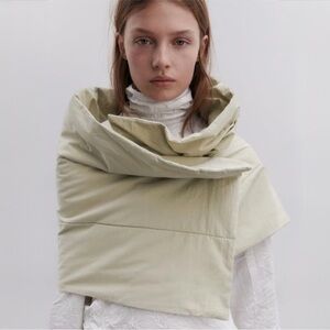 Zara Limited Edition Puffer Scarf Beige Minimalist Wrap New Without Original Tag